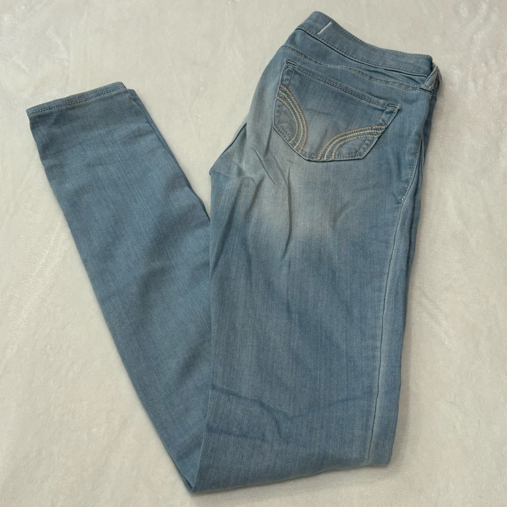 HOLLISTER Women's Light Wash Y2K Denim Skinny Jeans - blue, size 1L waist 25